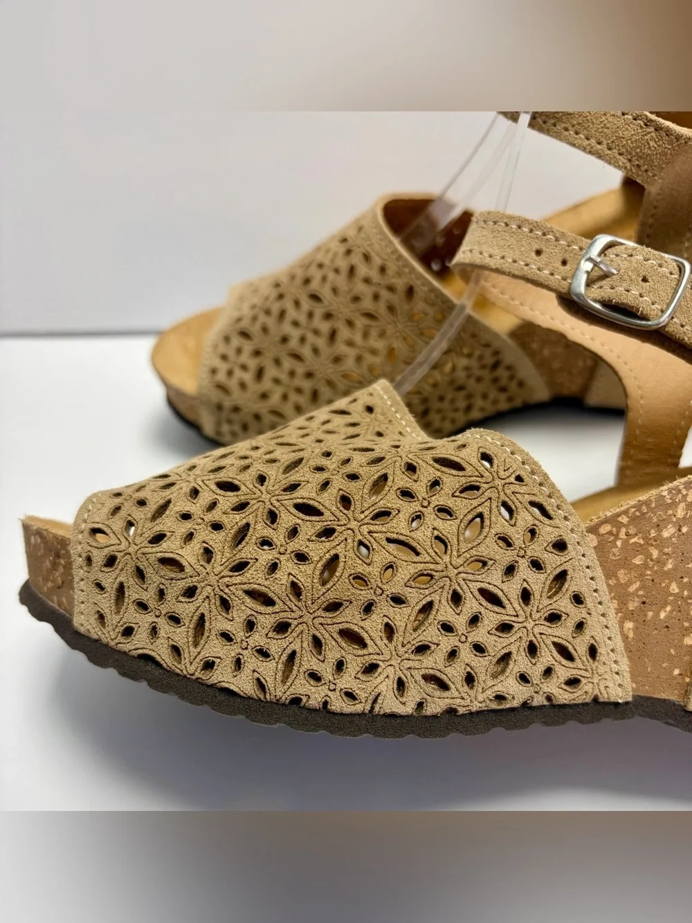 Spring Step Lauralyn Leather  Laser Cut Cork Wedge Sandals  Made in Italy Sz 8.5
